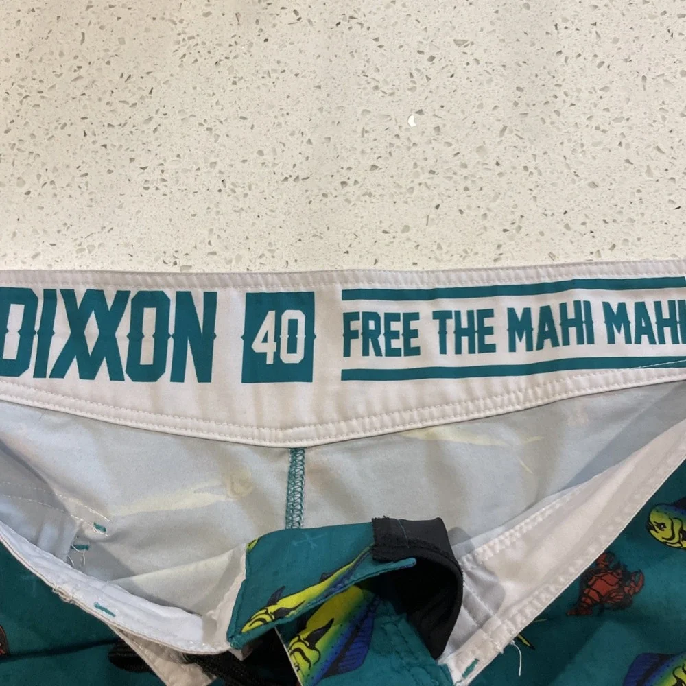 DIXXON Board Shorts Mens 40 